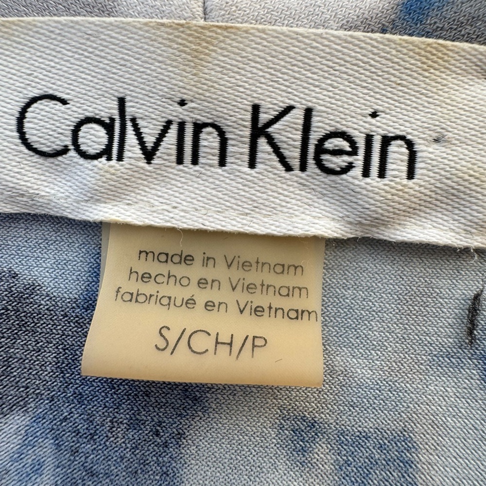 Calvin Klein Floral Draped Neck Blouse Sleeveless Blue White Petite 8 - Picture 6 of 7